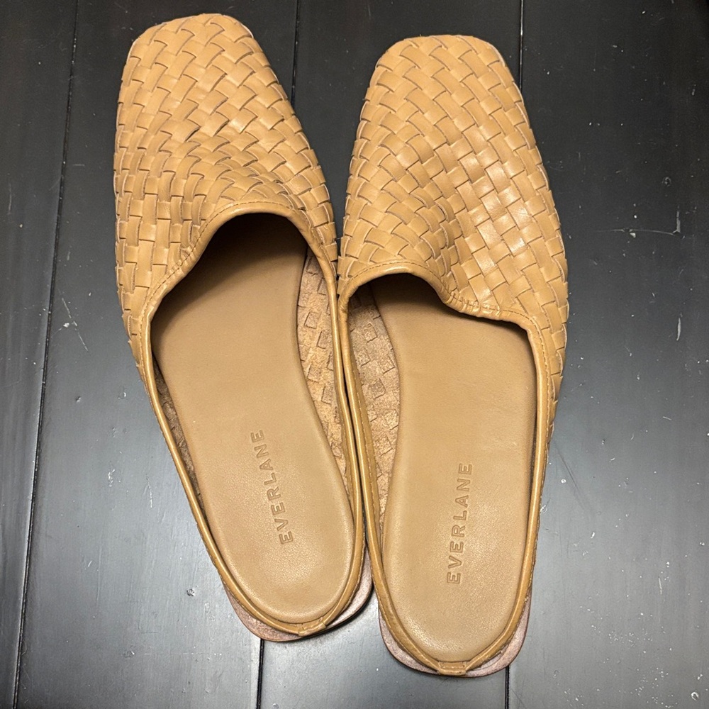 Everlane Woven Leather Mules in Camel
